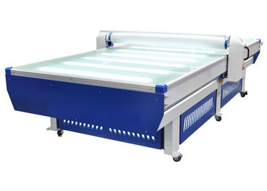 Chine Machine à plat de stratification de photo de lamineur pour le panneau en verre/PVC fournisseur