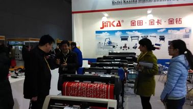 Chine Découpeuse commerciale de vinyle, coupeur de traceur de vinyle de 1200mm fournisseur
