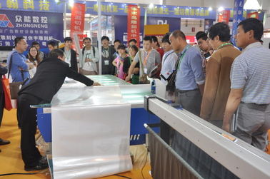 Chine illumination de stratification de tube de la machine LED de photo rigide de conseil d'épaisseur de 50mm fournisseur